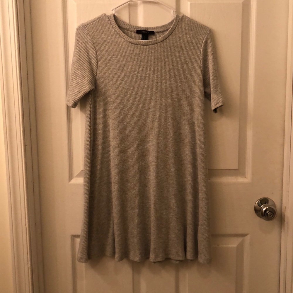 Short sleeve shift dress